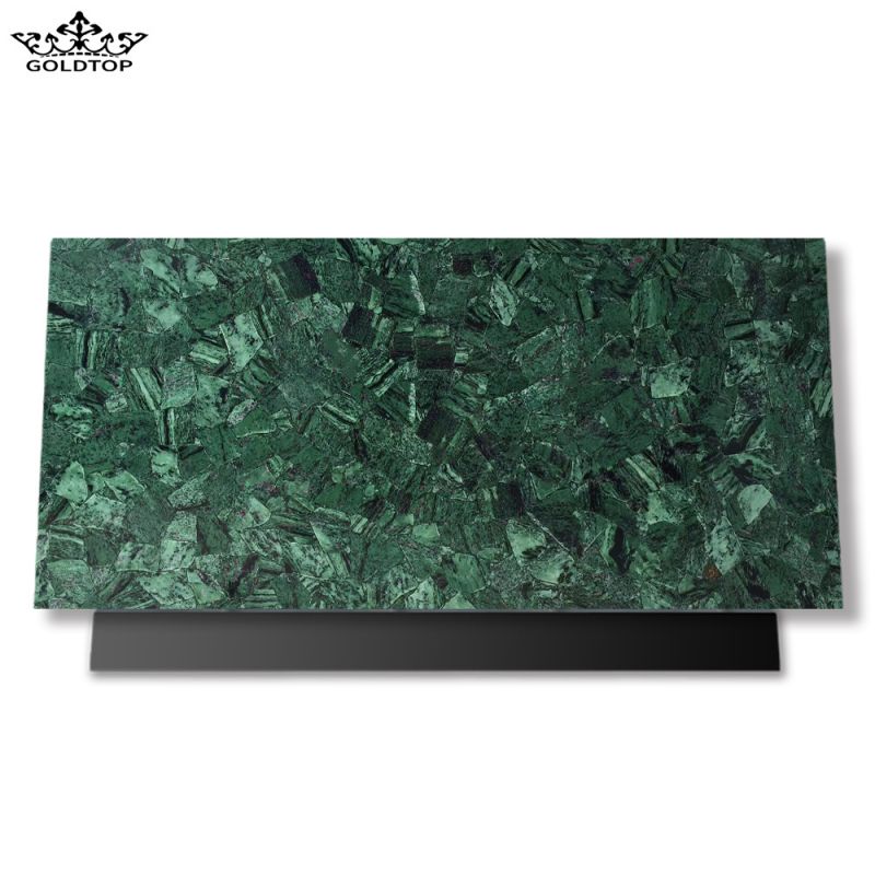 Smaragd-Halbedelsteinplatte