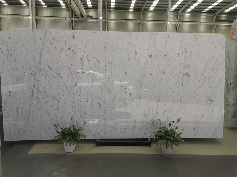 Italienische Carrara-weiße Marmorplatten 12x24 Steinfabrikpreis