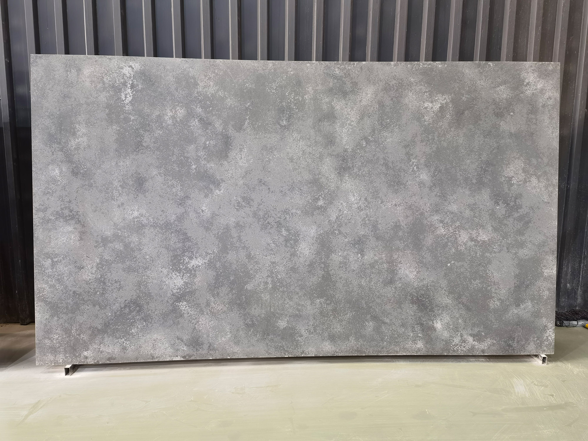 6024 Misty Concrete Quartz Slabs