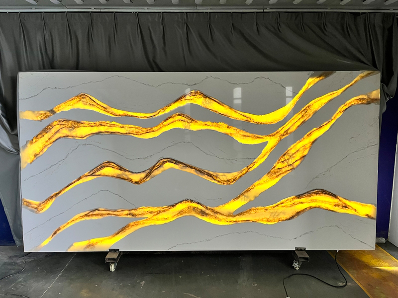 5081 Skara Delicato White Calacatta Quartz Countertops Wholesale