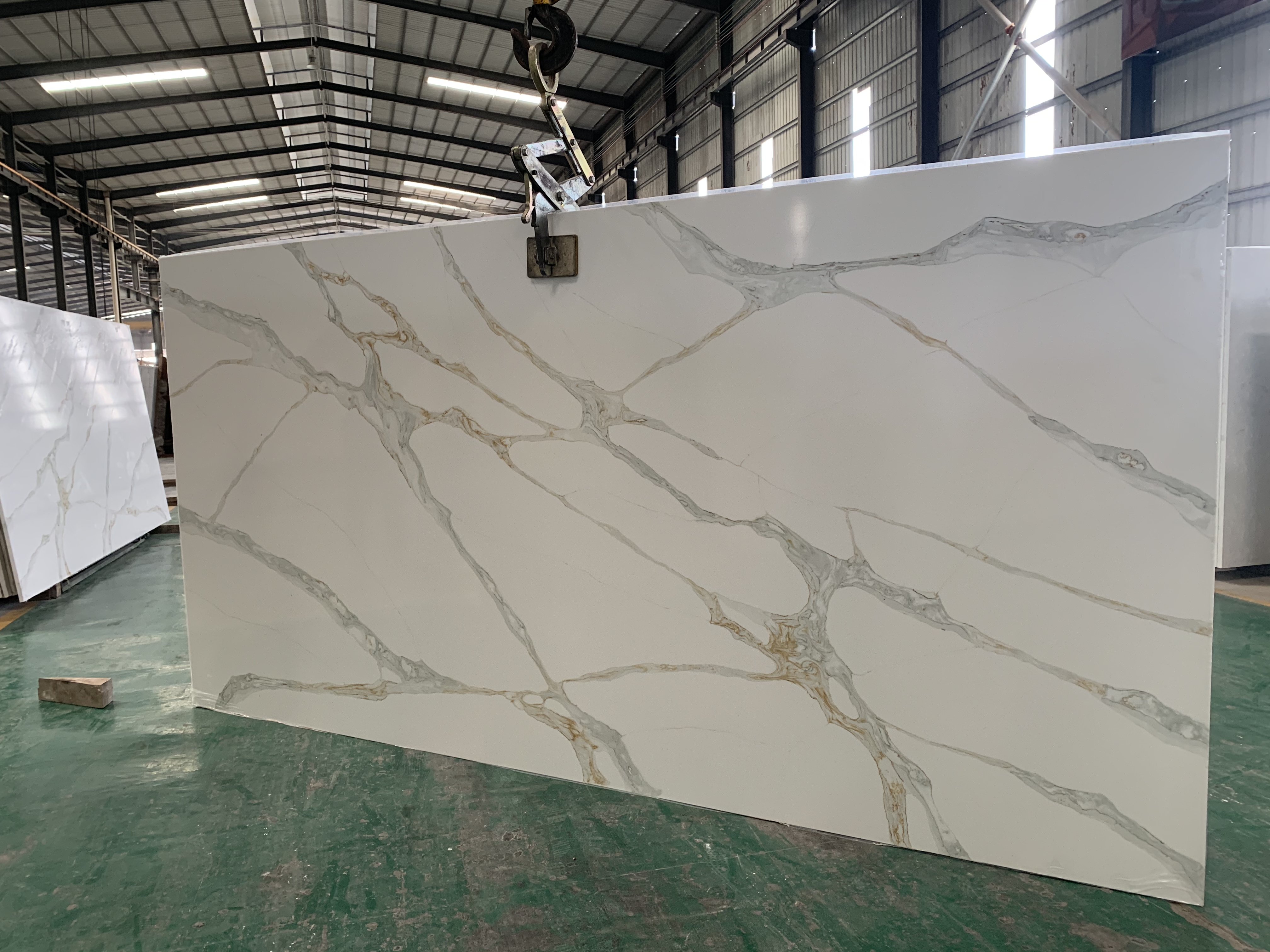  Quartz Slabs
