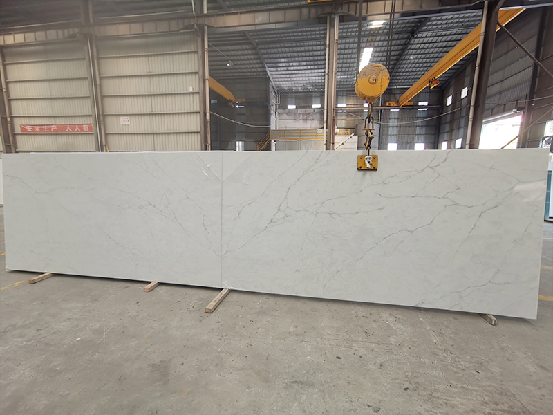 5132 Calacatta Milas Quartz Countertops & Vanity Tops Manufacturer