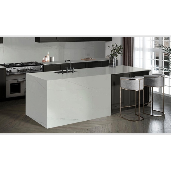 5006 Calacatta Emerald Quartz